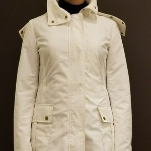 Burberry classic trench raincoat